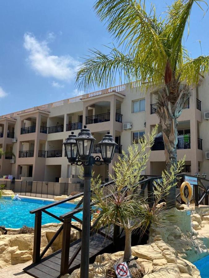 Royal Seacrest Apartament Pafos